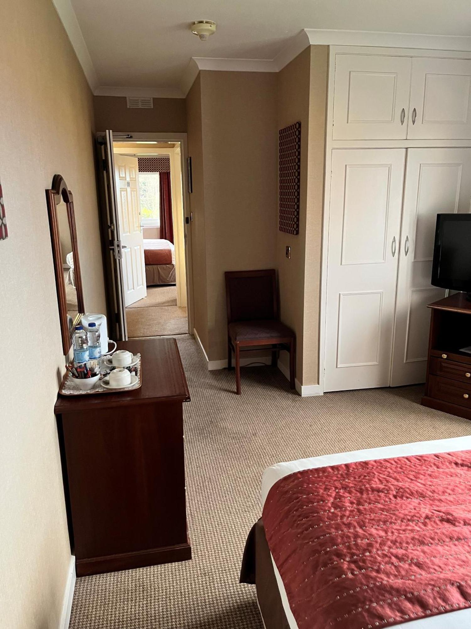Ramnee Hotel Forres Phòng bức ảnh
