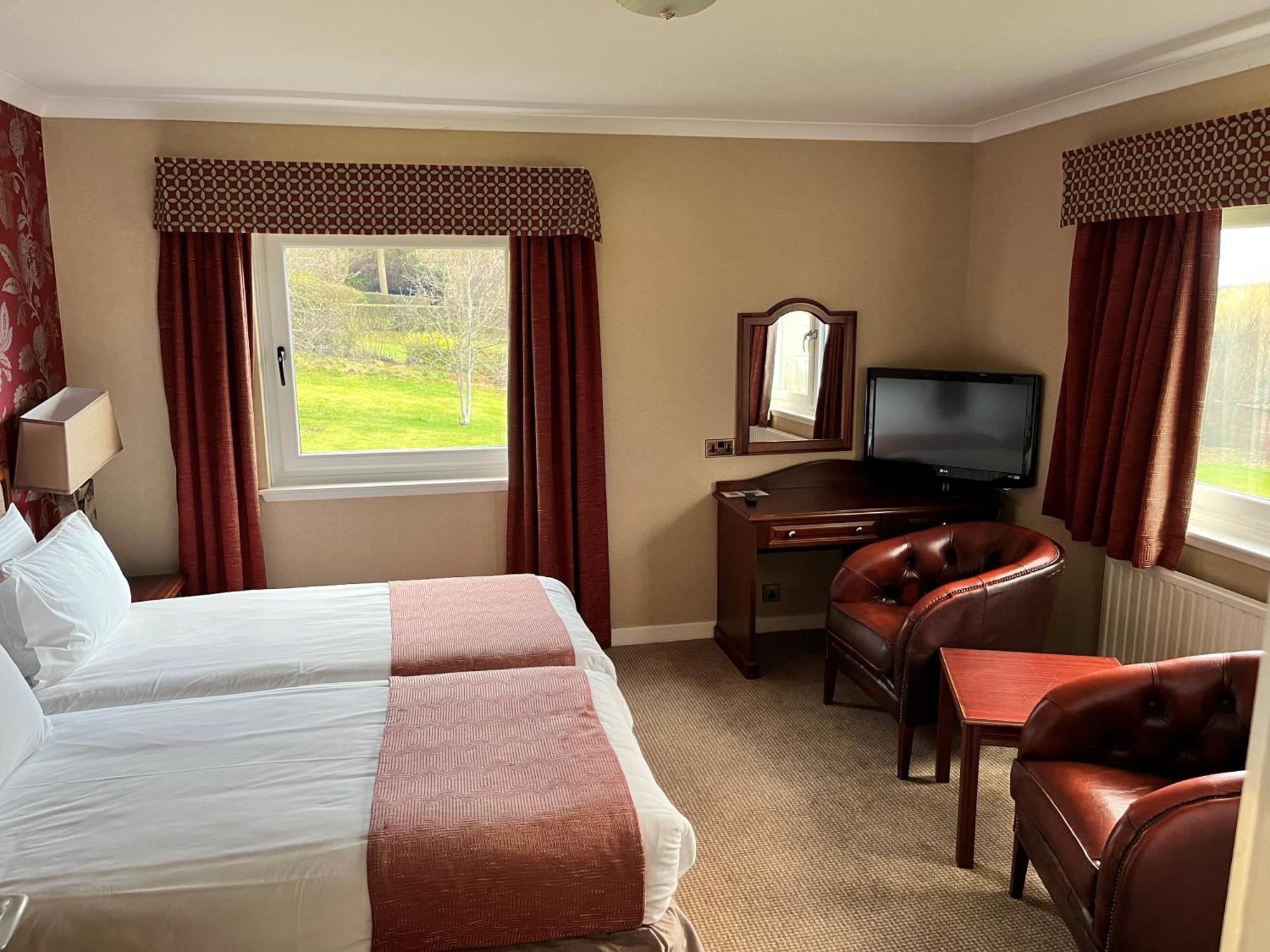 Ramnee Hotel Forres Ngoại thất bức ảnh